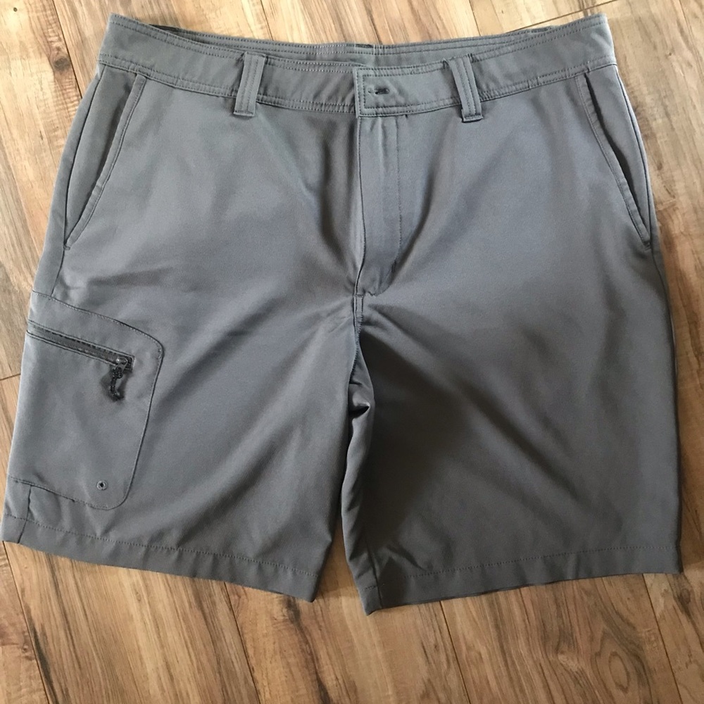 Magellan Outdoors fishing shorts